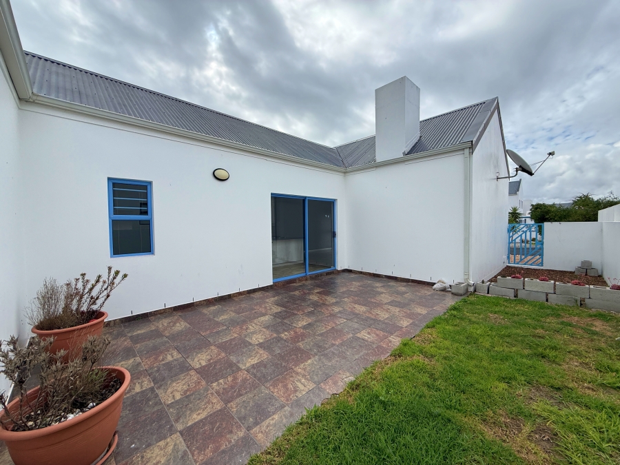 To Let 3 Bedroom Property for Rent in Blue Lagoon Western Cape